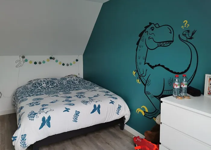 House Next To The Circuit *